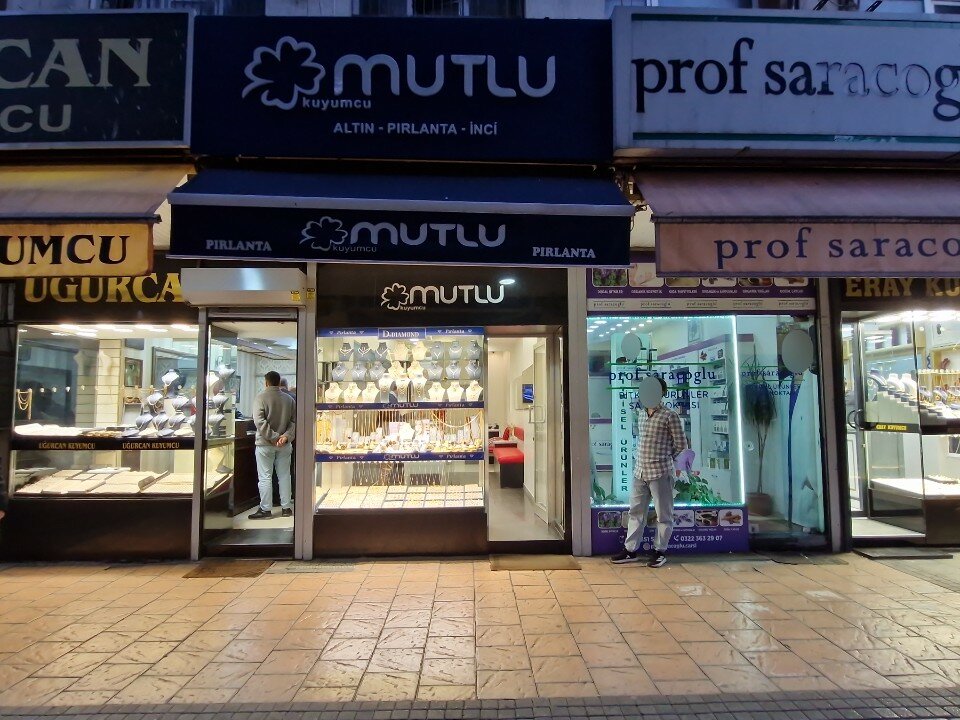 Mutlu Kuyumcu Fotoğraf 2