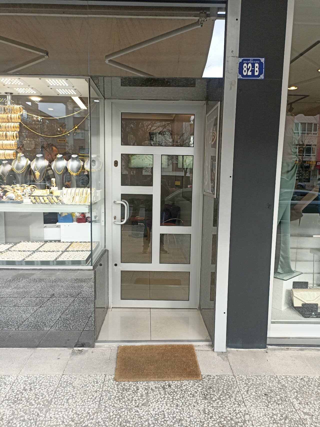 Safir Kuyumculuk Fotoğraf 4